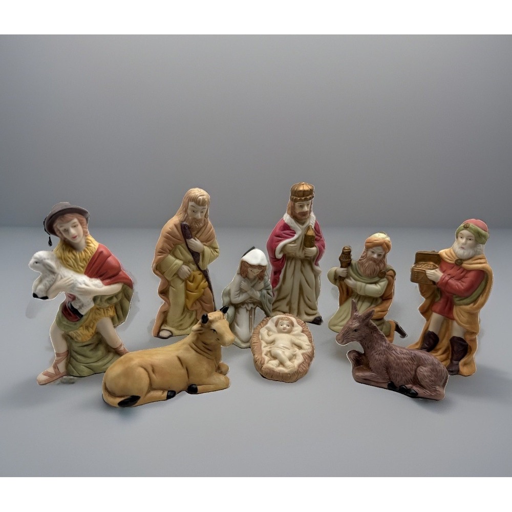 Vintage Ceramic Pottery Christmas Nativity Scene Hand Painted 9 Piece Set